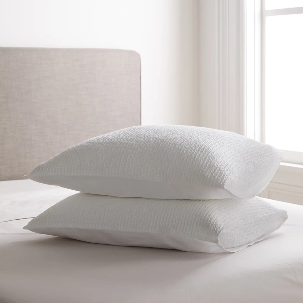 ✌️sold✌️NWOT QUINCE Organic Luxe Honeycomb Sham Set King White 17